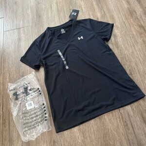 New Under Armour Women's Tech Short Sleeve V Neck Size S UA T-shirt